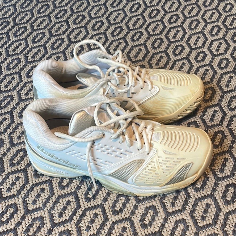 Babolat White and Silver Tennis Shoes